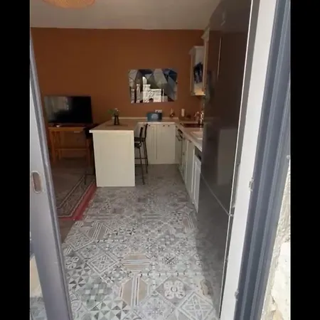 別荘 Cesme'de Konforunda Alacati Tas Ev Tasarimli Sifir Esyali